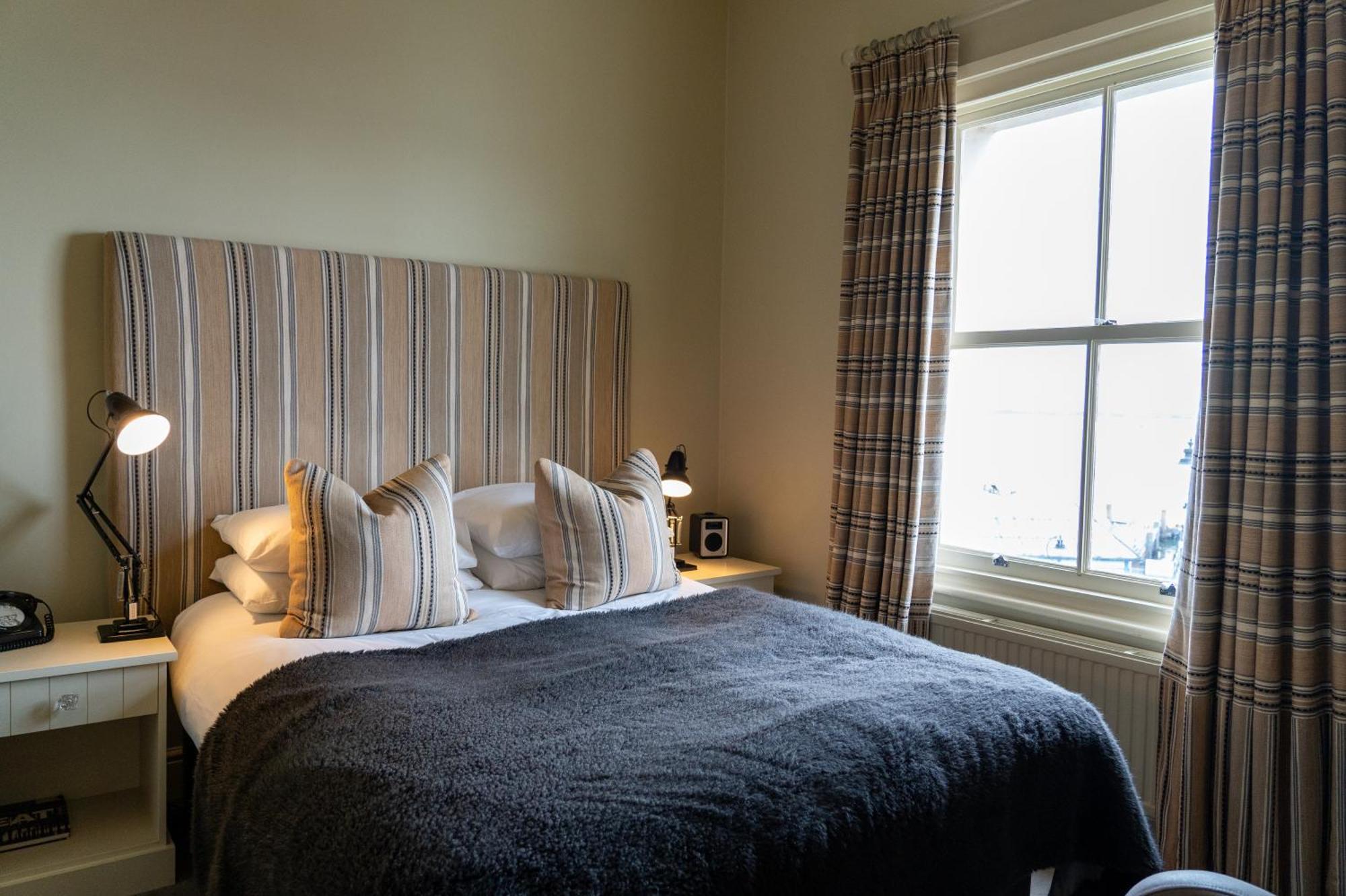 The Pier Hotel Harwich Exterior foto